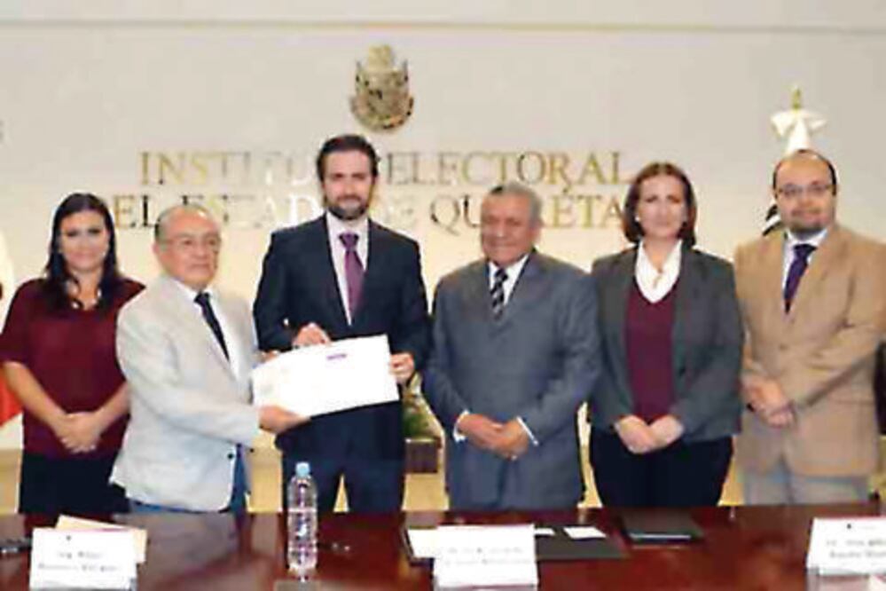 Otorga IEEQ 878,999 pesos para ciencia y tecnología