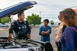 Policías de Corregidora enseñan mecánica a la población