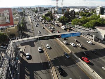 Por la noche, demolerán puentes de avenida 5 de Febrero