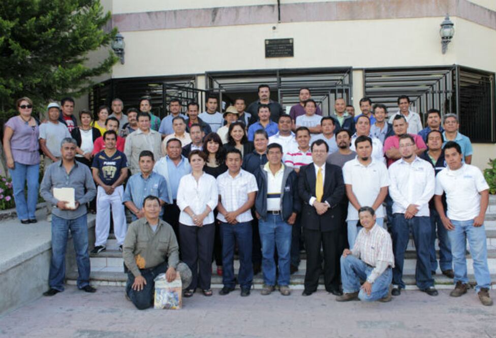 UAQ reconoce a los jardineros