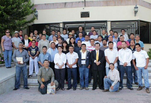 UAQ reconoce a los jardineros