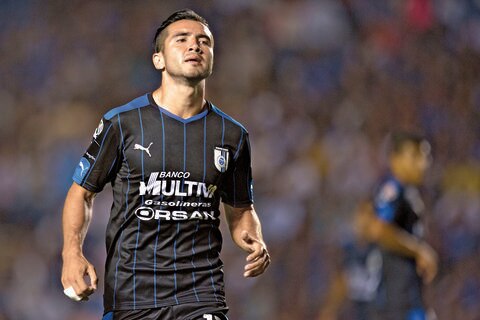 Gallos, un mal debut en casa