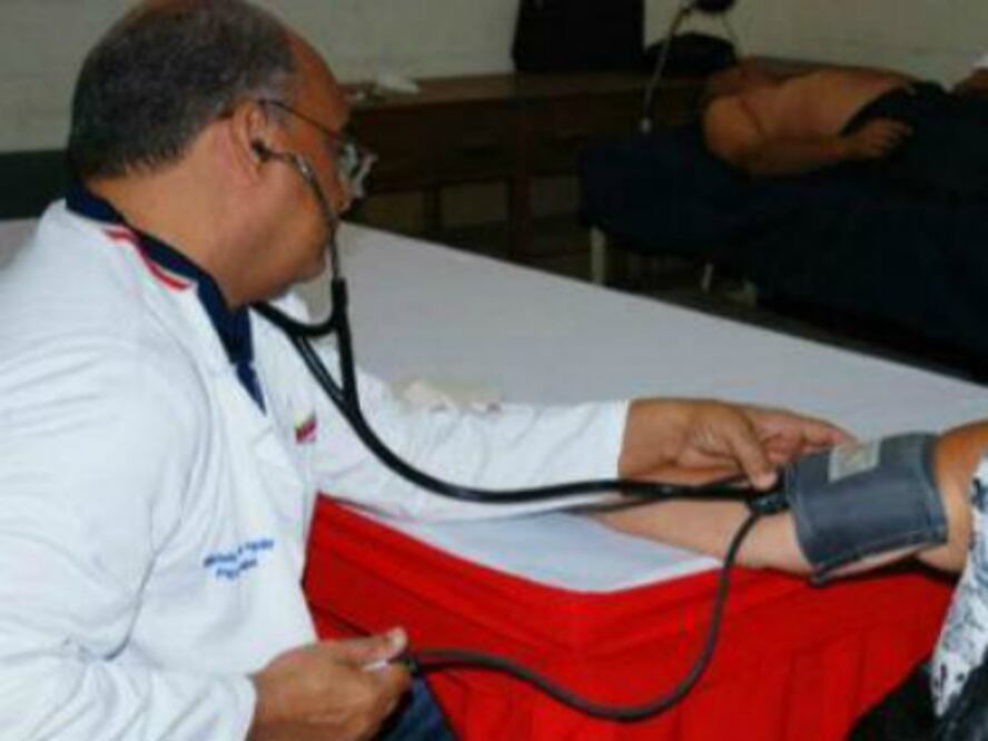 Piden reabrir centro de salud