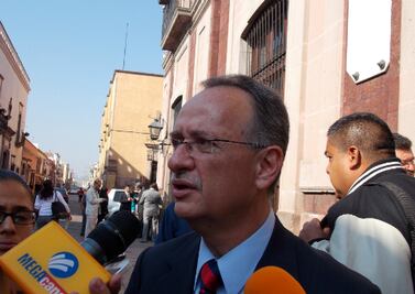 Investigan robo a joyería