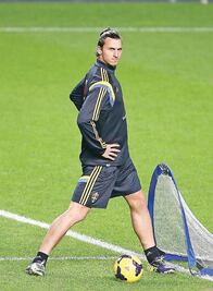 Abren fuego por un sitio mundialista