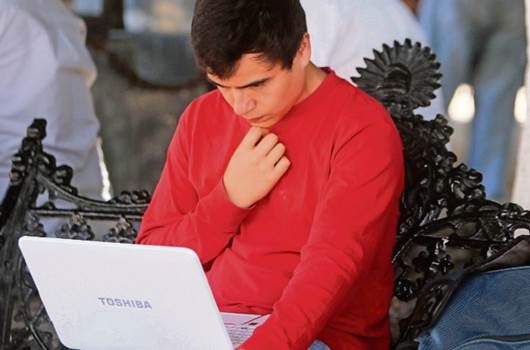 Moderniza capital trámites para licencias