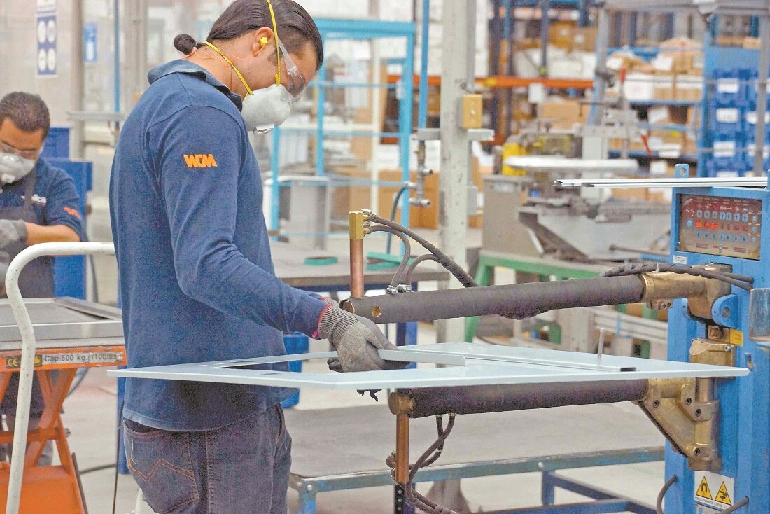 Aumenta 5.9% generación de empleos: IMSS