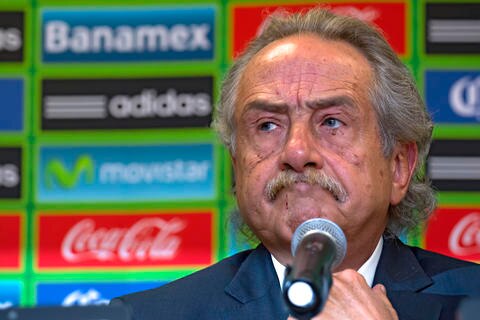 Expertos apoyan cese del ‘Piojo’ del Tricolor