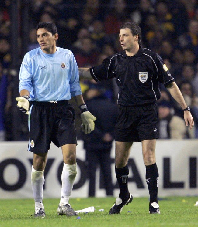 El Rebaño Sagrado busca guardameta