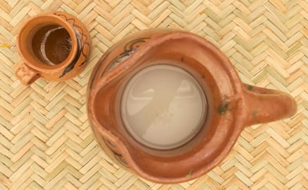 Mejengue, bebida tradicional de Querétaro que realza el sabor del mole