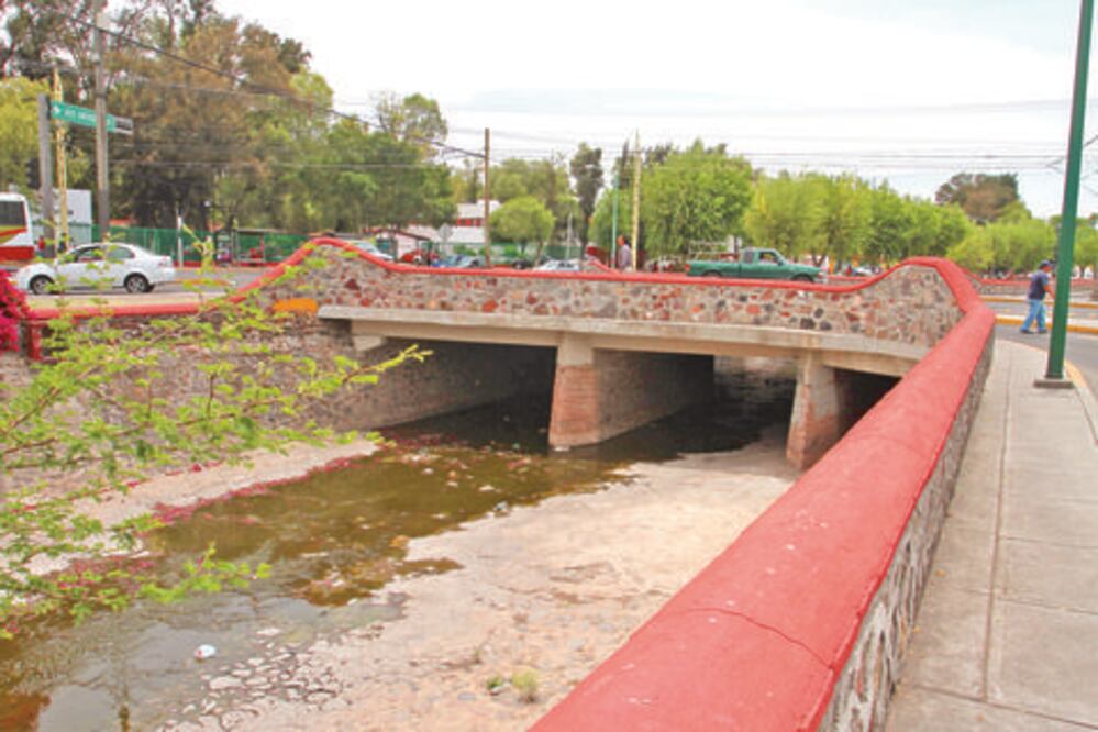 Contaminación de río afecta a capitalinos
