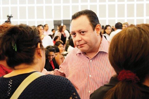 Reiteran apoyo a ex funcionarios 