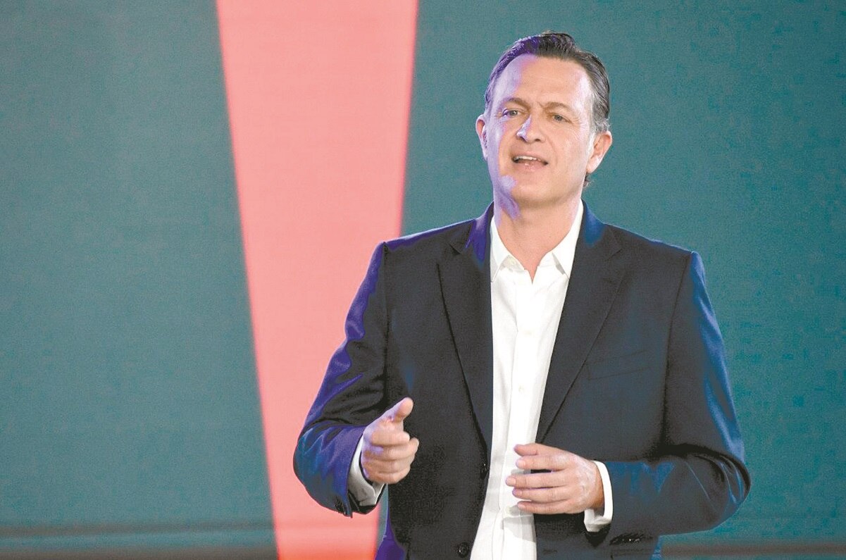 Mauricio Kuri, gobernador de Querétaro, sí asistió a la boda de Santiago Nieto en Guatemala