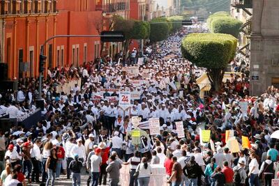 Sindicatos cambian desfile por desayuno