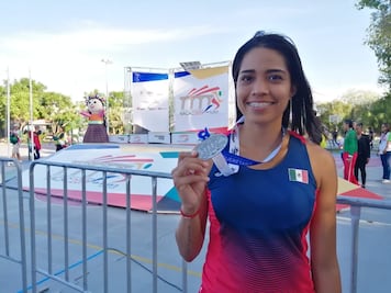 Ximena Esquivel deja su casa