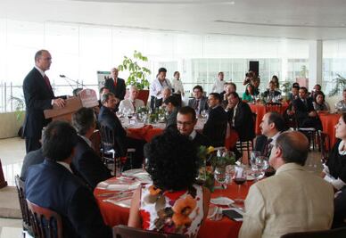 Urgen a crear Centro Aeroespacial