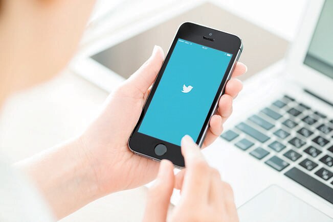 Transparencia en la oferta de app’s móviles, pide AT&T