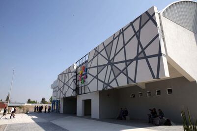 Pendientes 200 mdp a Escuelas al Cien: IIFEQ