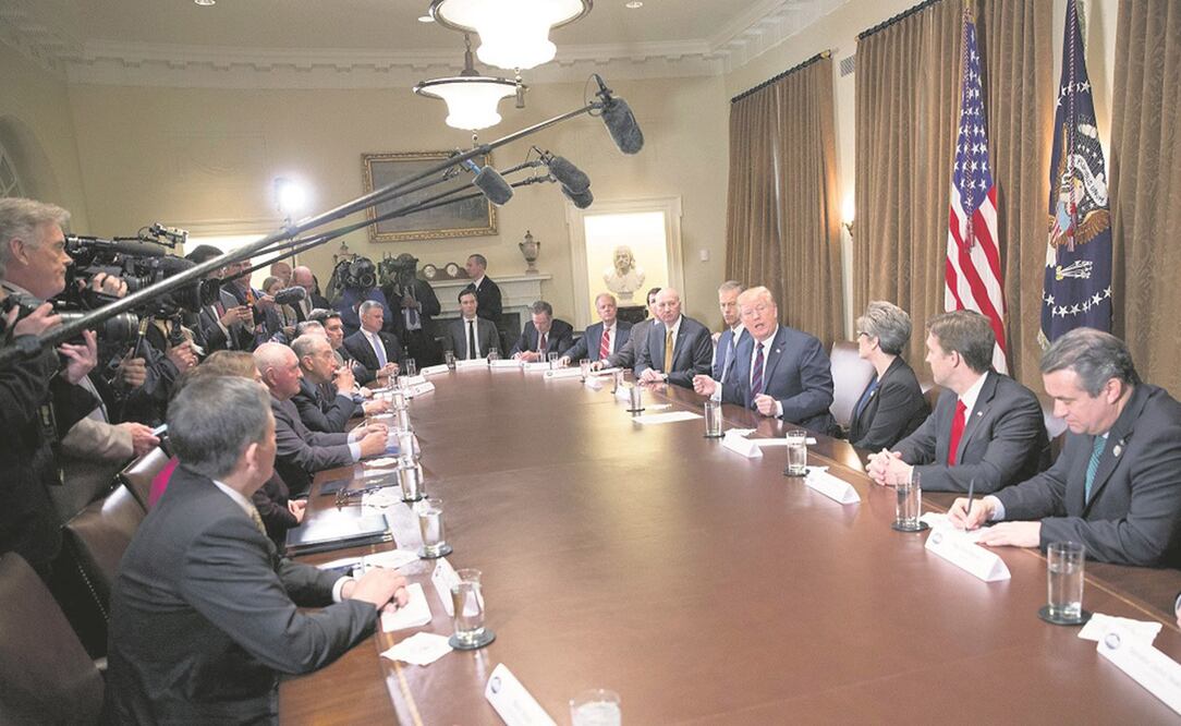 El mandatario estadounidense insistió que, por parte de EU no hay cronograma previsto. / FOTO: CHRIS KLEPONIS. EFE