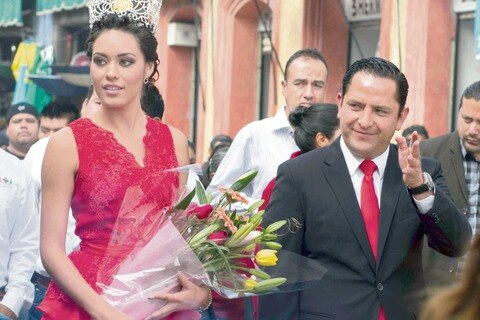 Niega Pineda ganar 300 mil pesos