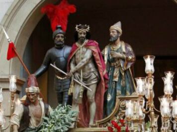 Esculturas del S. XVIII en procesión