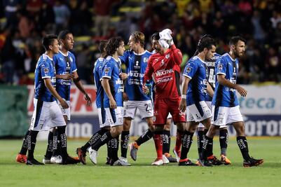 Gallos por el pase a cuartos de la Copa MX