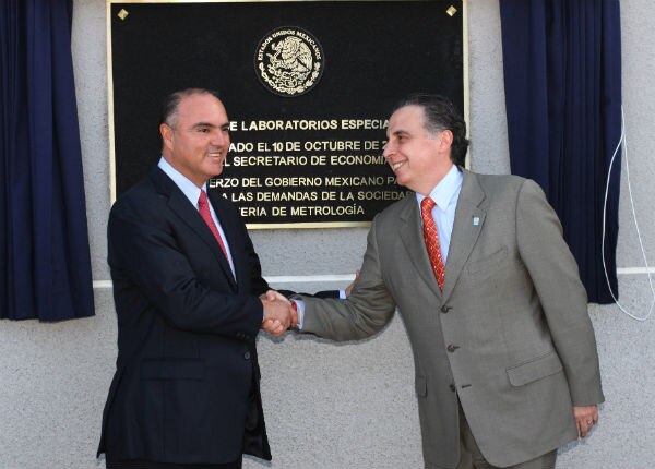 Inauguran Centro Nacional de Metrología