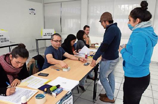 Datos preliminares se inclinan hacia Herrera