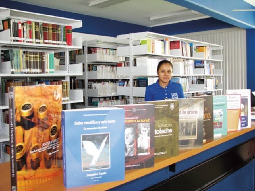 Autoridades de Educación se reúnen en torno al uso de libros