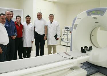 Entrega unidades de hemodiálisis