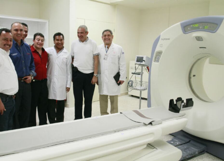 Entrega unidades de hemodiálisis