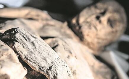 En Egipto, buscaban esconder dos momias en un altavoz