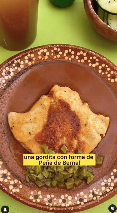 Llega la "gordipeña", la gordita de maíz quebrado en forma de Peña de Bernal 