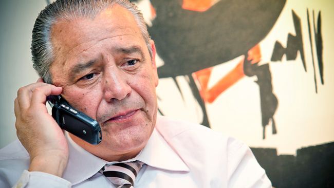 Trejo podría dirigir en Chile