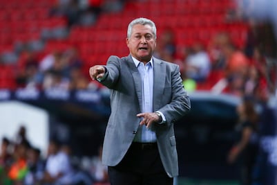 Vucetich le hace ojitos a Rayados