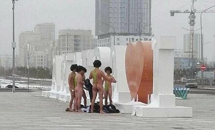 Turistas fueron detenidos por usar el famoso traje de baño de “Borat”