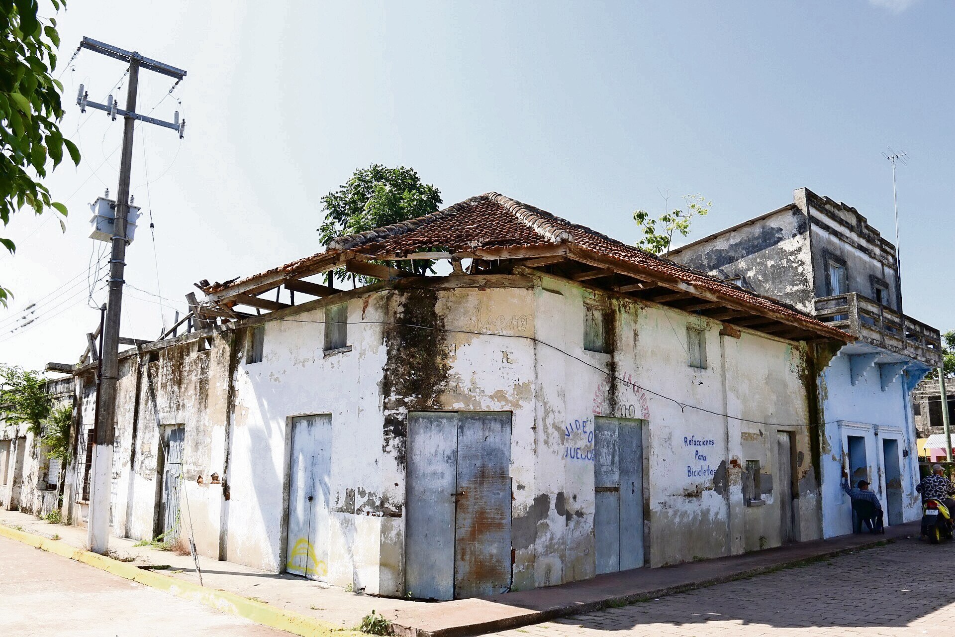 AMLO. A Morena todos le disputan el edén