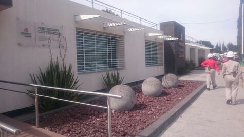 Gasolineros exigen abastecimiento en sus estaciones