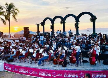 Jóvenes representan al municipio de Querétaro en Puerto Vallarta