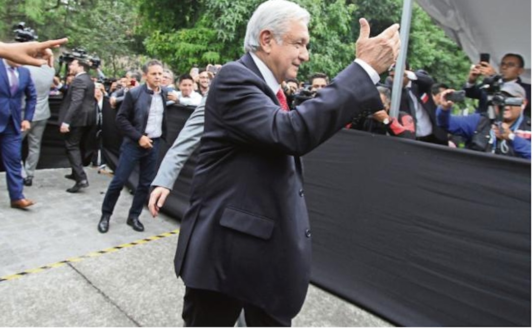 AMLO acaba con borracheras, viajes y choferes de funcionarios
