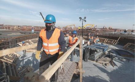 Empresarios rechazan Santa Lucía