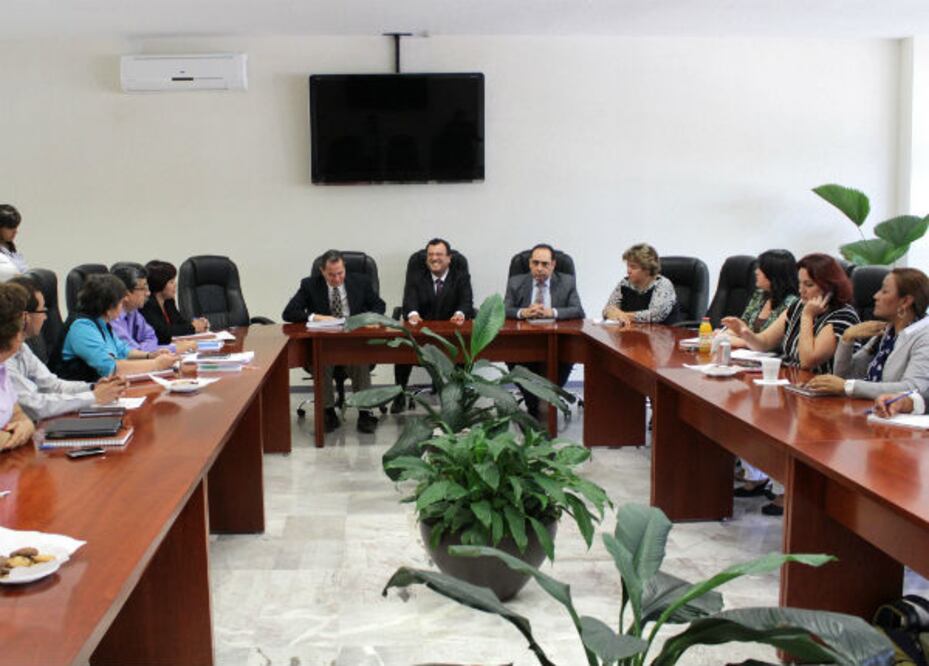 UAQ y STEUAQ instalan comisiones