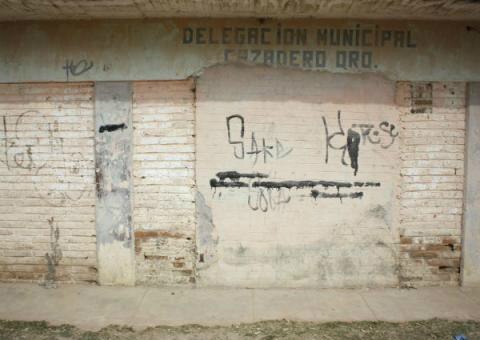 San Miguel Arcángel sin servicios