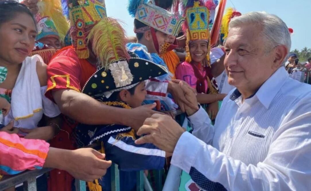 Pandemias e infortunios no nos harán nada: AMLO