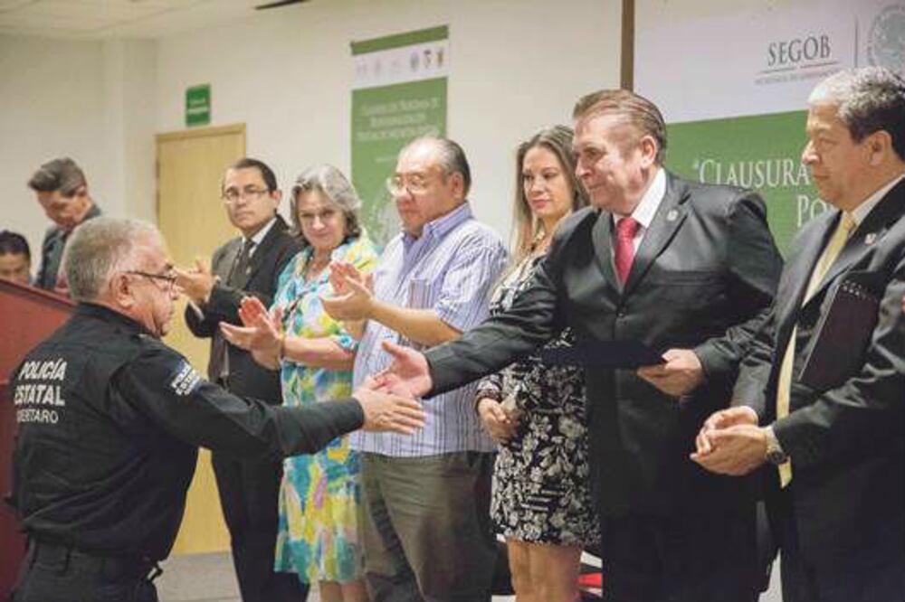 Terminan capacitación policial