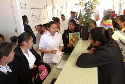 En estado grave, menor herida por explosión de ducto en SJR