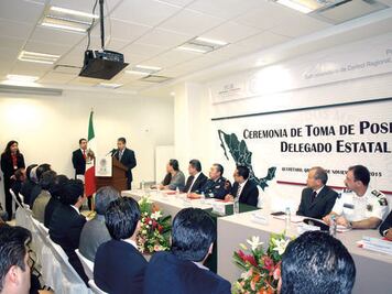 Rinde protesta nuevo delegado de la PGR