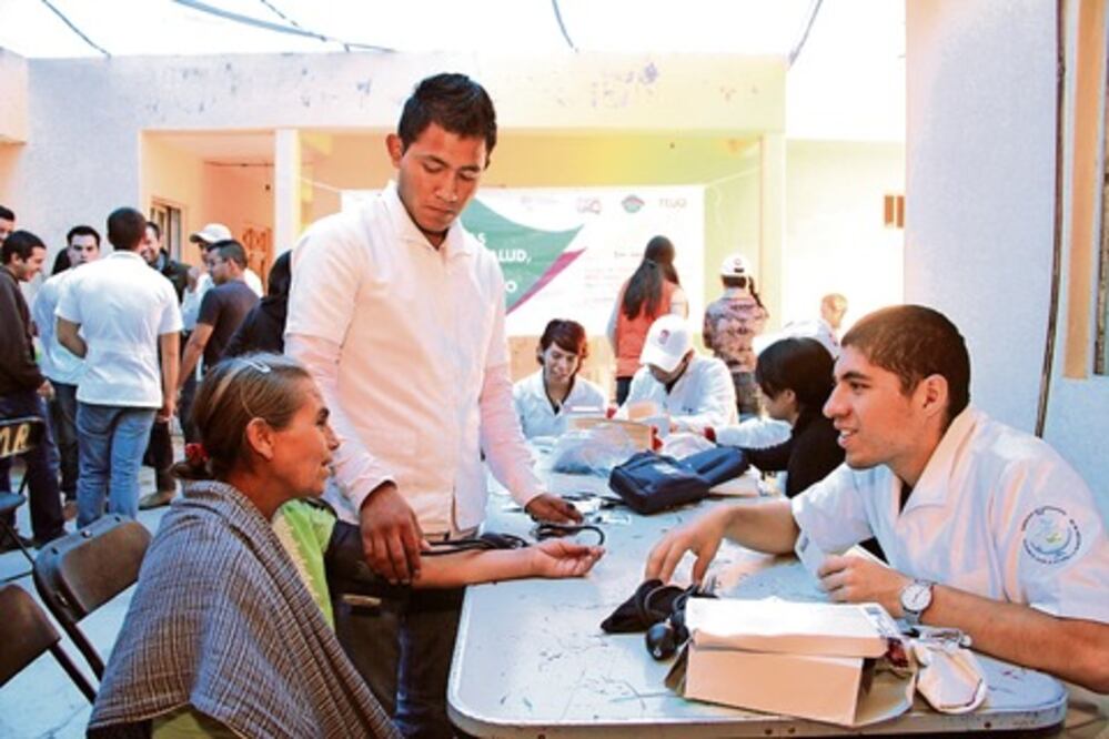 Reconocen a la UAQ en Amealco