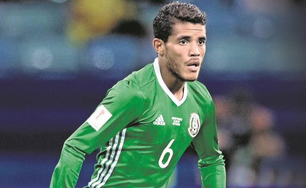 América va por Jonathan Dos Santos