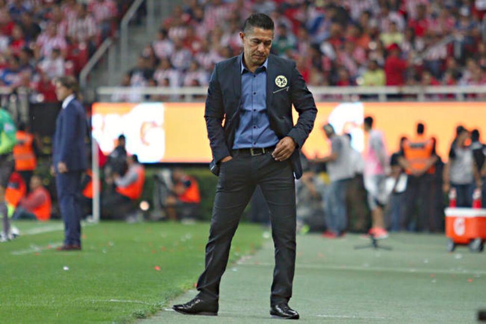 Ignacio Ambriz no logró hacer de las Águilas el equipo consistente que exigían su afición y directiva (IMAGO7)